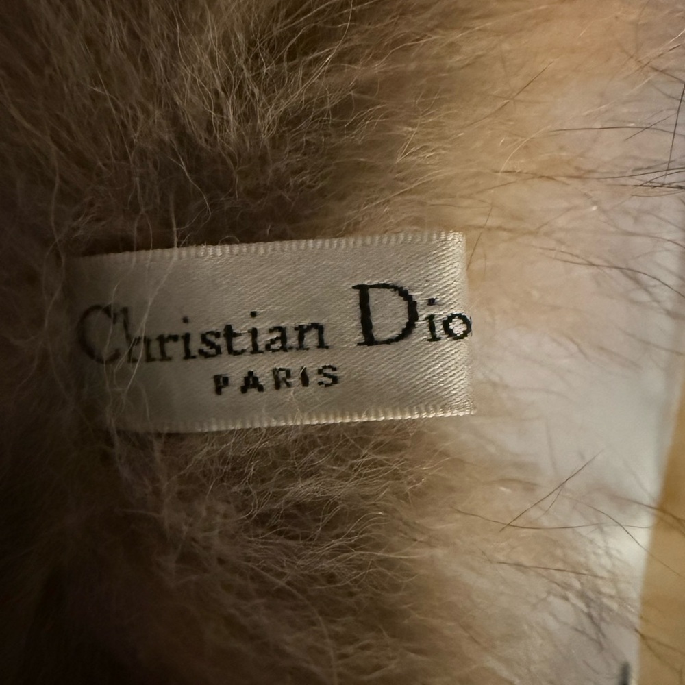“Christian Dior Genuine Fur Stole Scarf Wrap • Tan/ black Fox Fur Scarf Boa - Picture 2 of 16